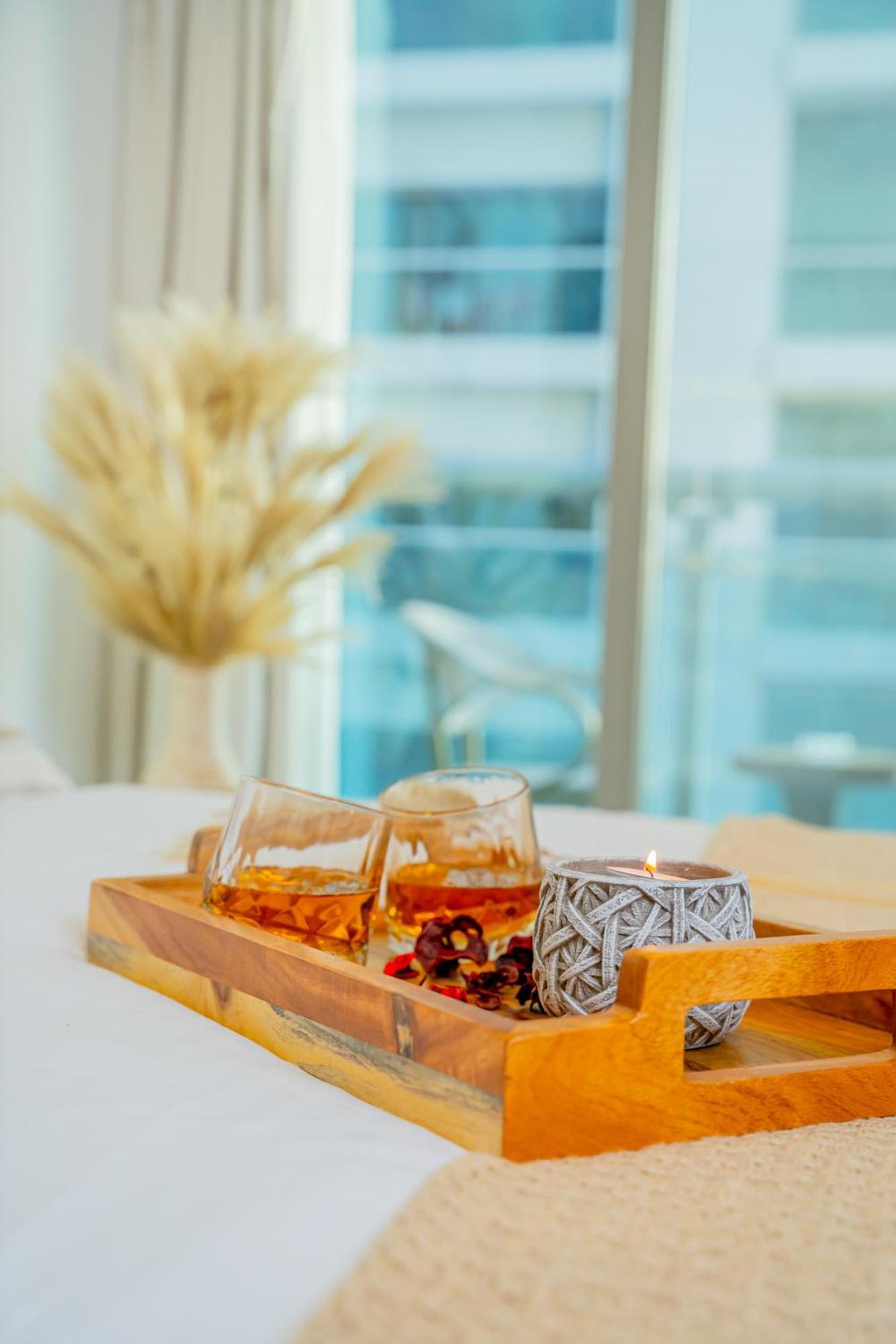 Vibes By Beds And Company - 51st Floor, Full Sea View Дубай