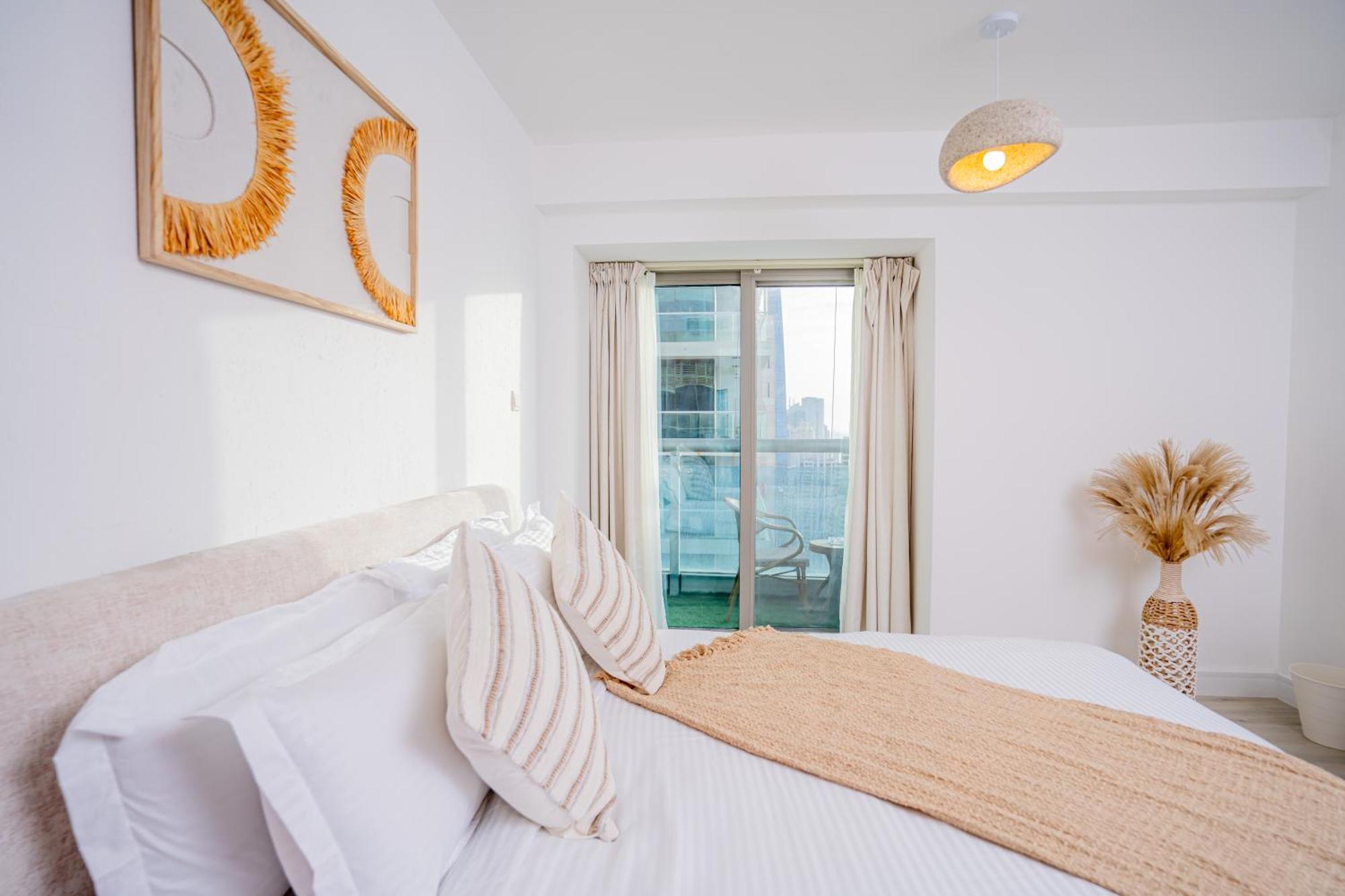 Апартаменти Vibes By Beds And Company - 51st Floor, Full Sea View Дубай